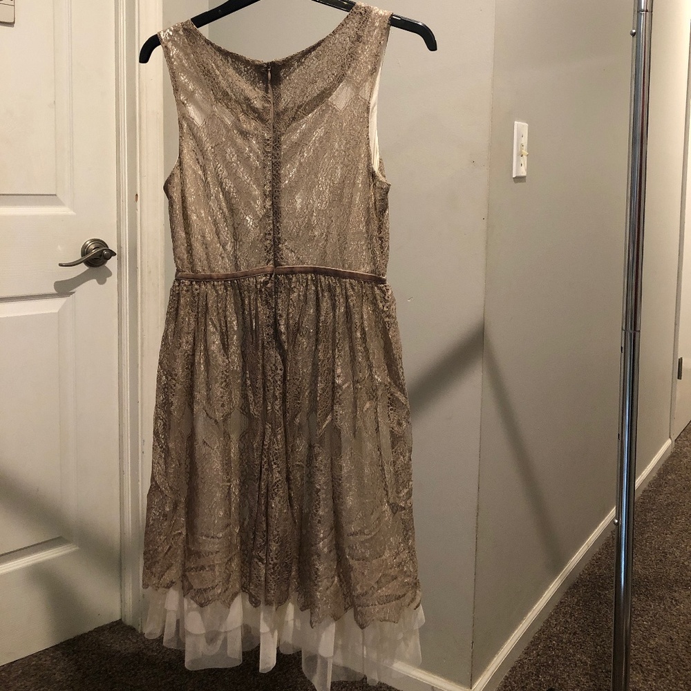 Dress - Picture 2 of 3